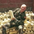 How much gold did the us take out of iraq?